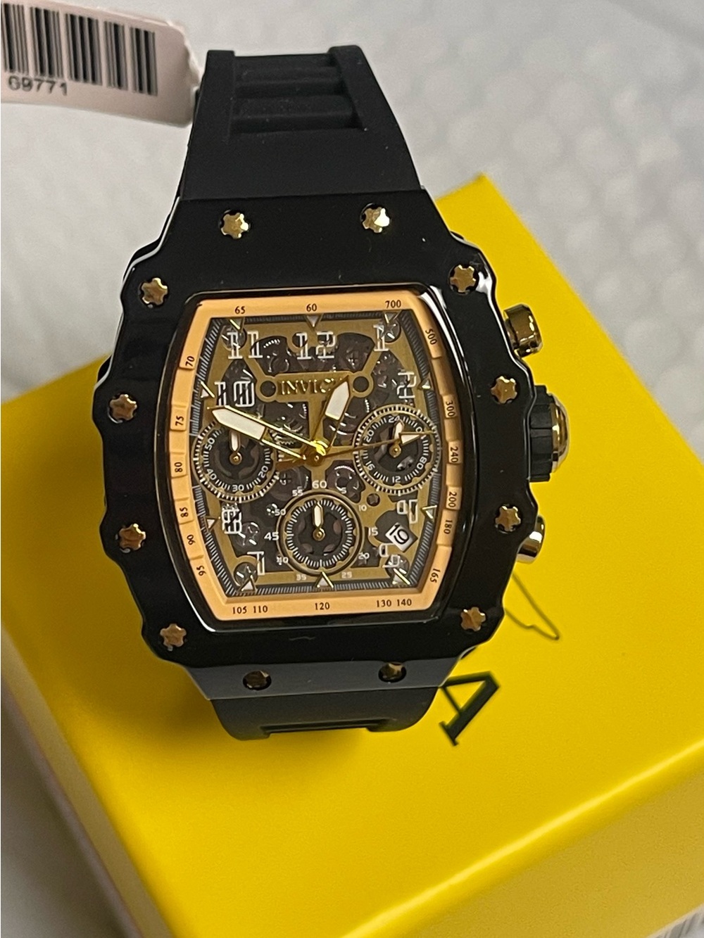 Invicta Racing Valxor Unisex Watch - 40mm, Black & Gold (69771) New